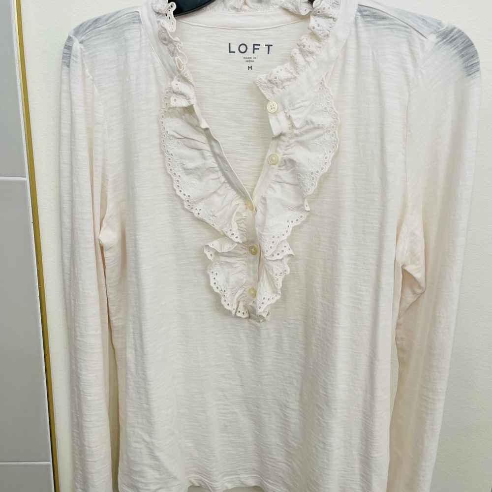 LOFT Women's Cream Ruffle Top